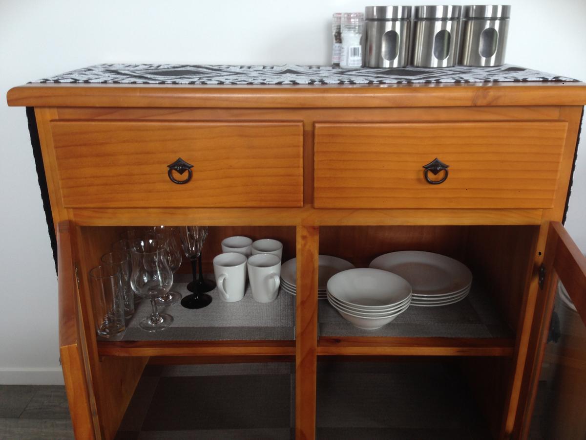 Accommodation In Frimley Хейстингс Екстериор снимка